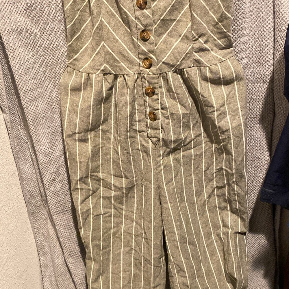 romper - Picture 2 of 3